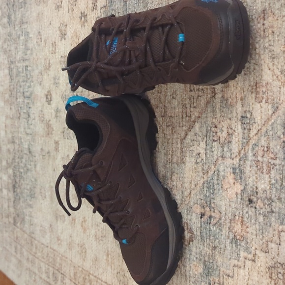 The North Face women's 8  storm 3 hydro seal waterproof vibram hiking shoes - Picture 10 of 11